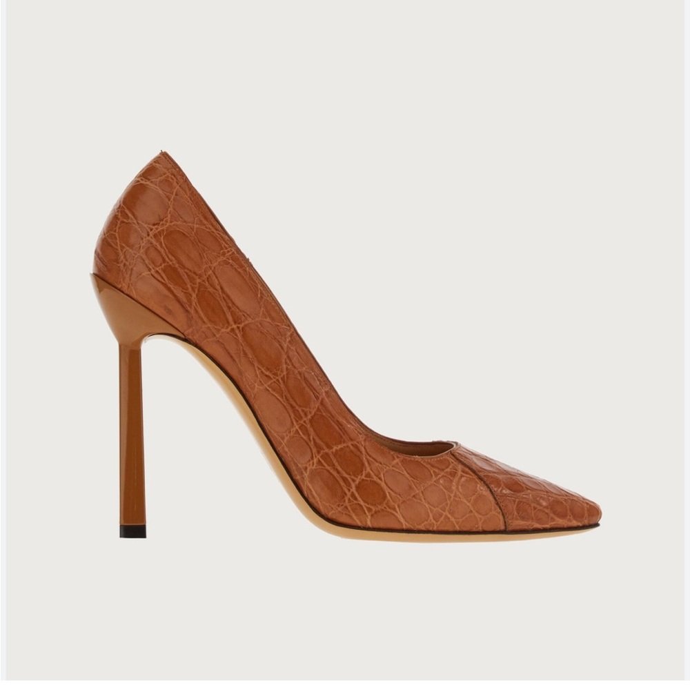 Salvatore Ferragamo Justina sz 8.5 c crocodile brown leather heels